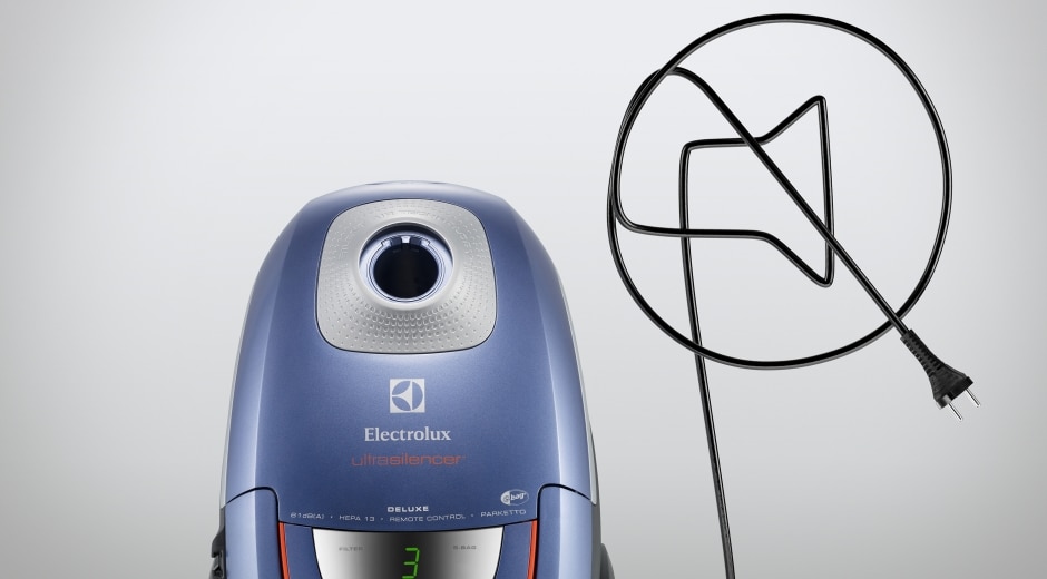 Electrolux UltraSilencer - Probably the Quietest Vacuum Cleaning